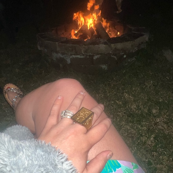 18k Gold Plated Brass Poison Hidden Compartment Ring - Picture 9 of 10